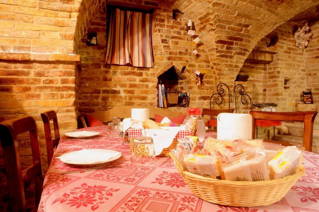 B&B La Torretta Sul Borgo Grottammare Exterior foto