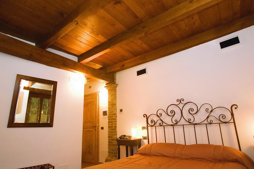 B&B La Torretta Sul Borgo Grottammare Exterior foto